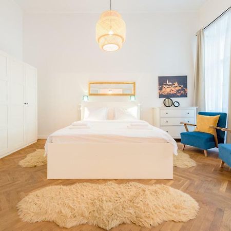Oasis Apartments - Liberty Square Βουδαπέστη Εξωτερικό φωτογραφία